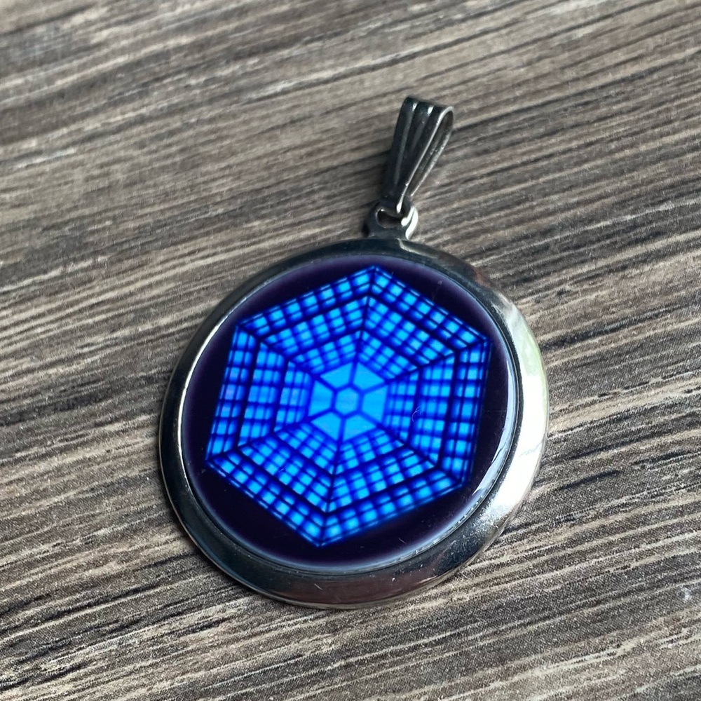 Ken Kantro Round Pendant; silver toned blue Pendant Signed